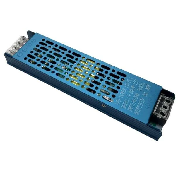 ترانس سوئیچینگ ۲۱ ولت ۱٫۱ آمپر ضدآب